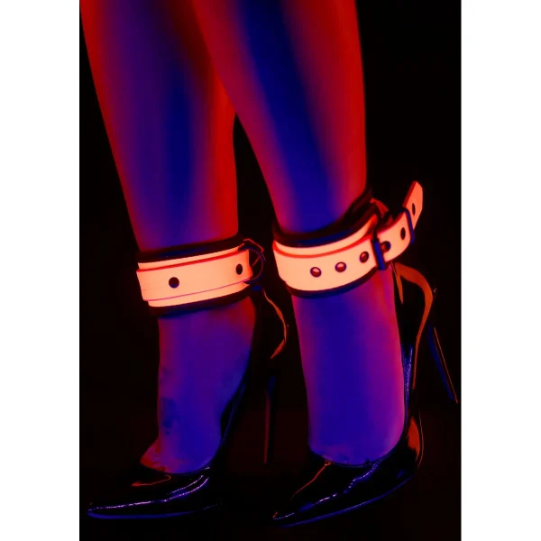 Taboom Fußfesseln »Glow In The Dark Ankle Cuffs« Vegan 1